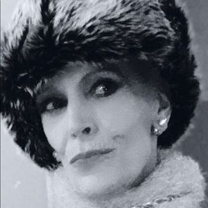 Meet your Posher, Julia